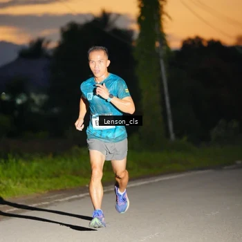 Runner Photo 9062750
