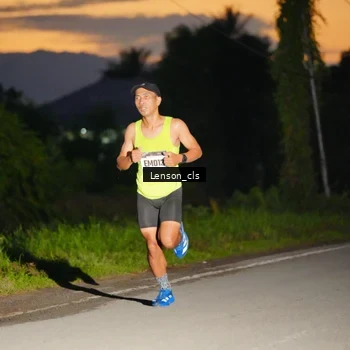 Runner Photo 9062753