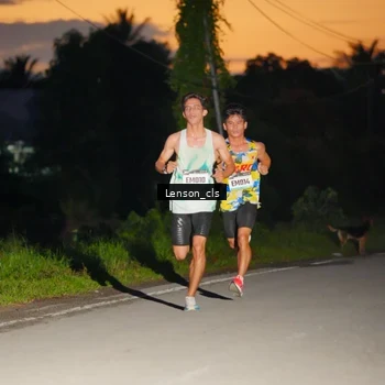 Runner Photo 9062758