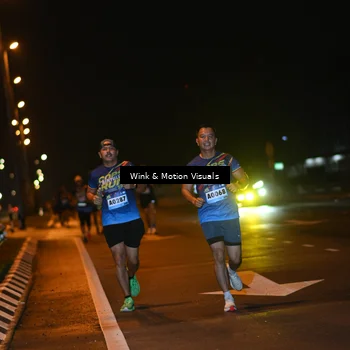 Runner Photo 9063003