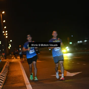 Runner Photo 9063005