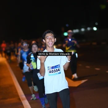 Runner Photo 9063024