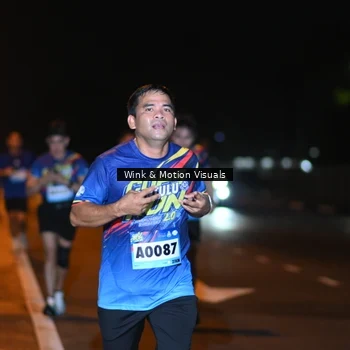 Runner Photo 9063174
