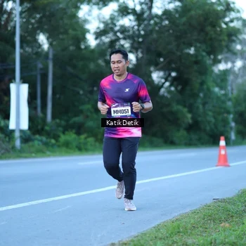 Runner Photo 9063664