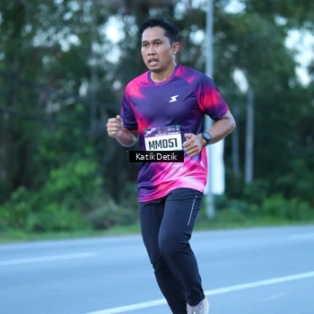Runner Photo 9063667