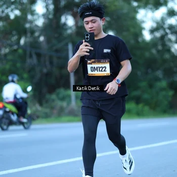 Runner Photo 9063699