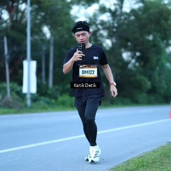 Runner Photo 9063702