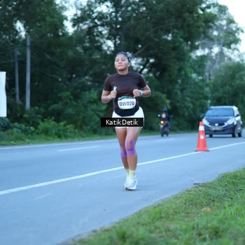 Runner Photo 9063714