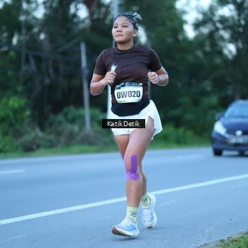 Runner Photo 9063718