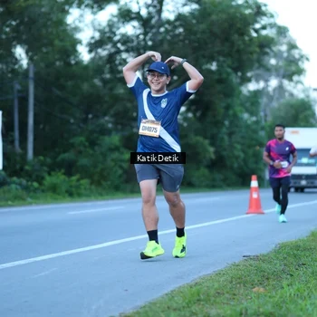 Runner Photo 9063722