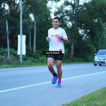 Runner Photo 9063733