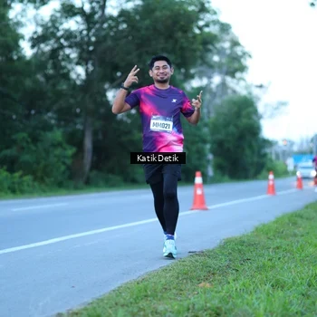 Runner Photo 9063743