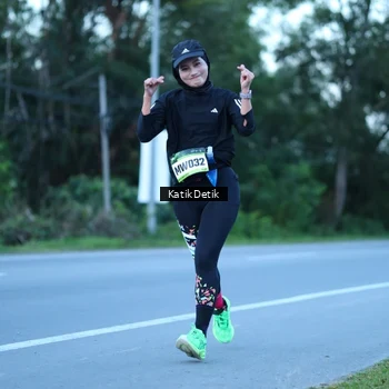 Runner Photo 9063745