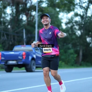 Runner Photo 9063751