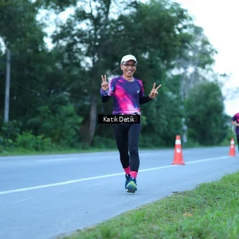 Runner Photo 9063771