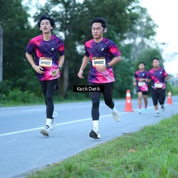 Runner Photo 9063790