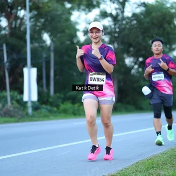 Runner Photo 9063803