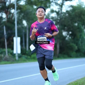 Runner Photo 9063808