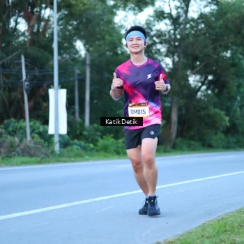 Runner Photo 9063839