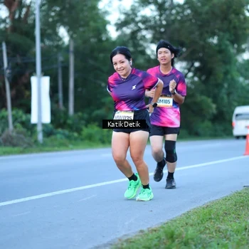 Runner Photo 9063844