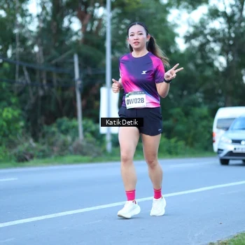 Runner Photo 9063845