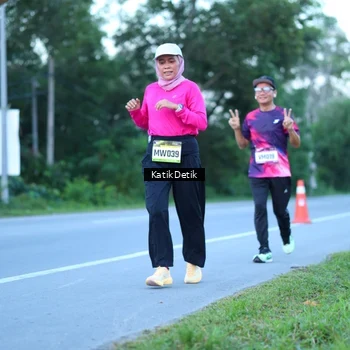 Runner Photo 9063870