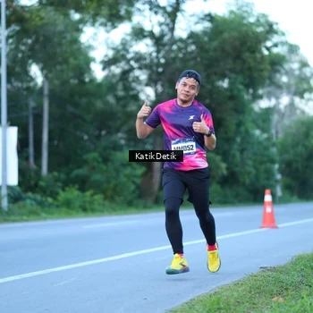 Runner Photo 9063876