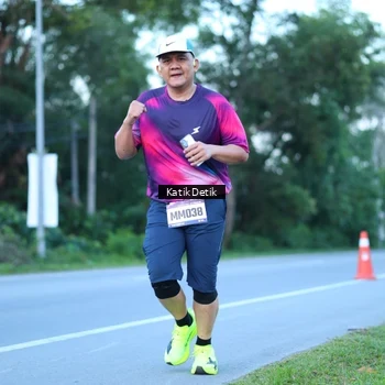 Runner Photo 9063877
