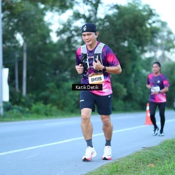 Runner Photo 9063879