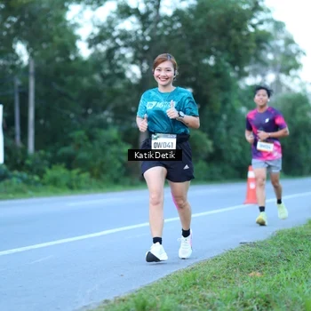 Runner Photo 9063884