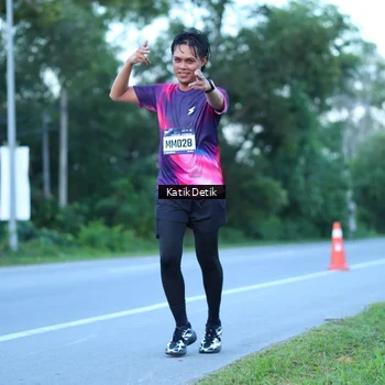 Runner Photo 9063888