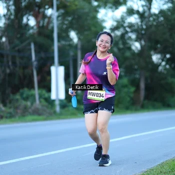 Runner Photo 9063901