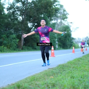 Runner Photo 9063904