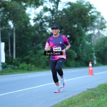 Runner Photo 9063915