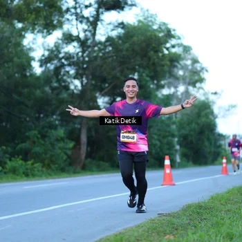 Runner Photo 9063964