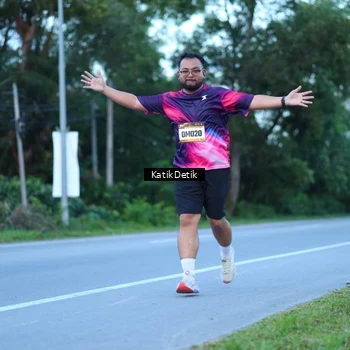 Runner Photo 9064000
