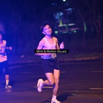 Runner Photo 9064402