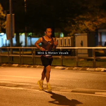 Runner Photo 9064540