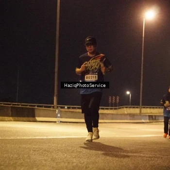 Runner Photo 9066307