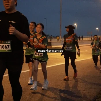Runner Photo 9066698