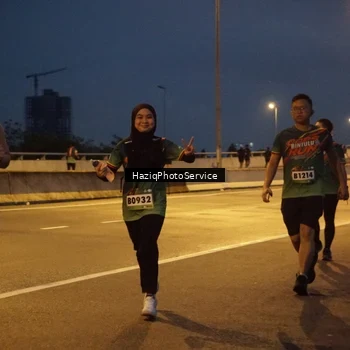 Runner Photo 9067438
