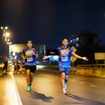 Runner Photo 9067572