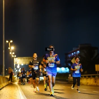 Runner Photo 9068296