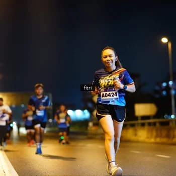 Runner Photo 9068359