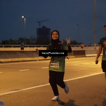 Runner Photo 9068499
