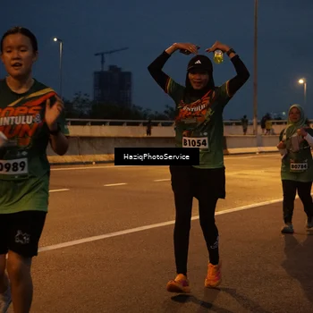 Runner Photo 9068518