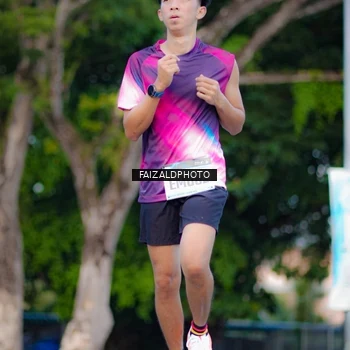 Runner Photo 9069393