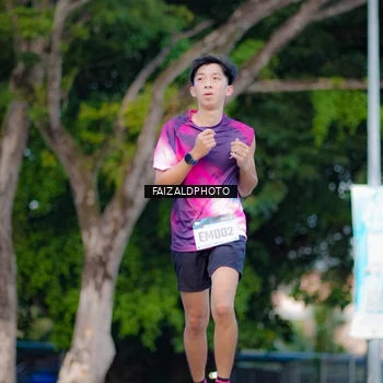 Runner Photo 9069395