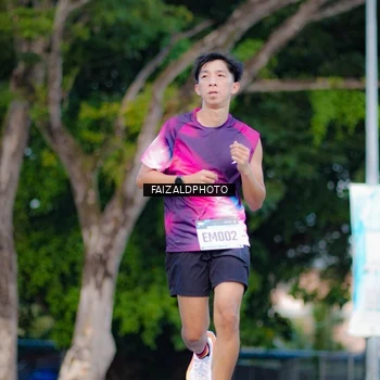 Runner Photo 9069400