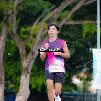 Runner Photo 9069401